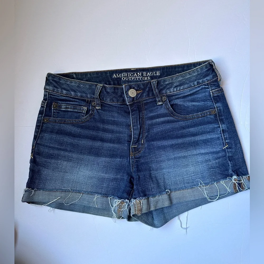 American Eagle Outfitters Blue Jean Shorts Women’s Sz 10 Super Stretch 5 pockets
